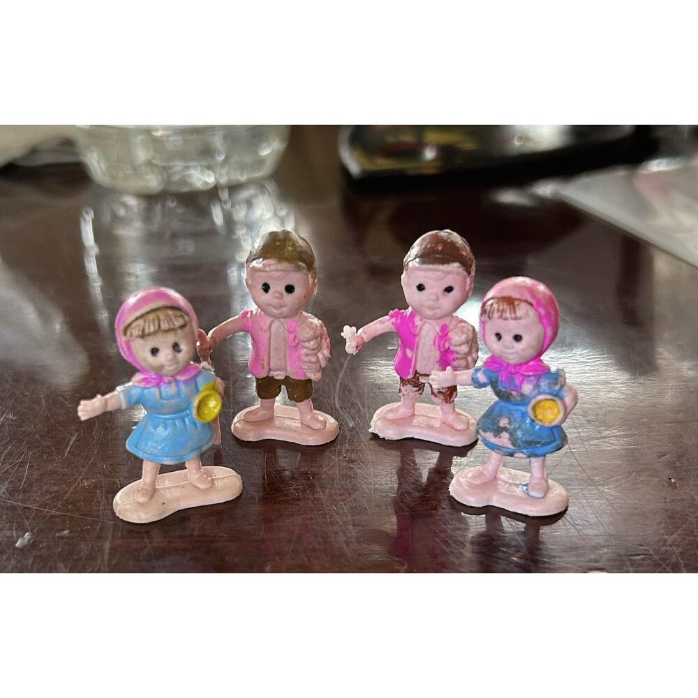 4 Vintage Miniature‎ 1.5” Hand Painted Plastic Dolls Made in Hong Kong